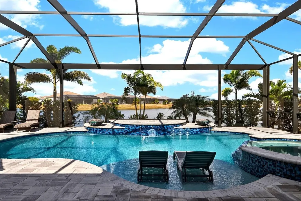 8134 Redonda Loop Lakewood Ranch FL 34202