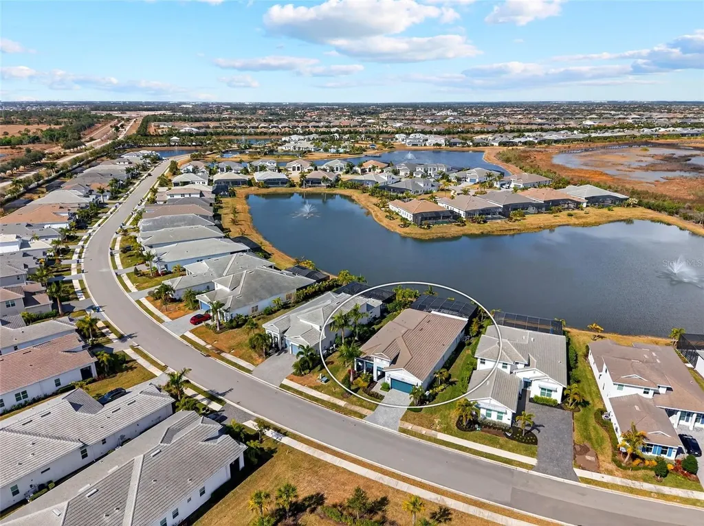 8134 Redonda Loop Lakewood Ranch FL 34202