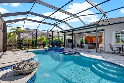 8134 Redonda Loop Lakewood Ranch FL 34202