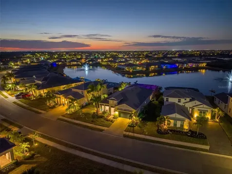 8134 Redonda Loop Lakewood Ranch FL 34202