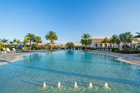 8134 Redonda Loop Lakewood Ranch FL 34202