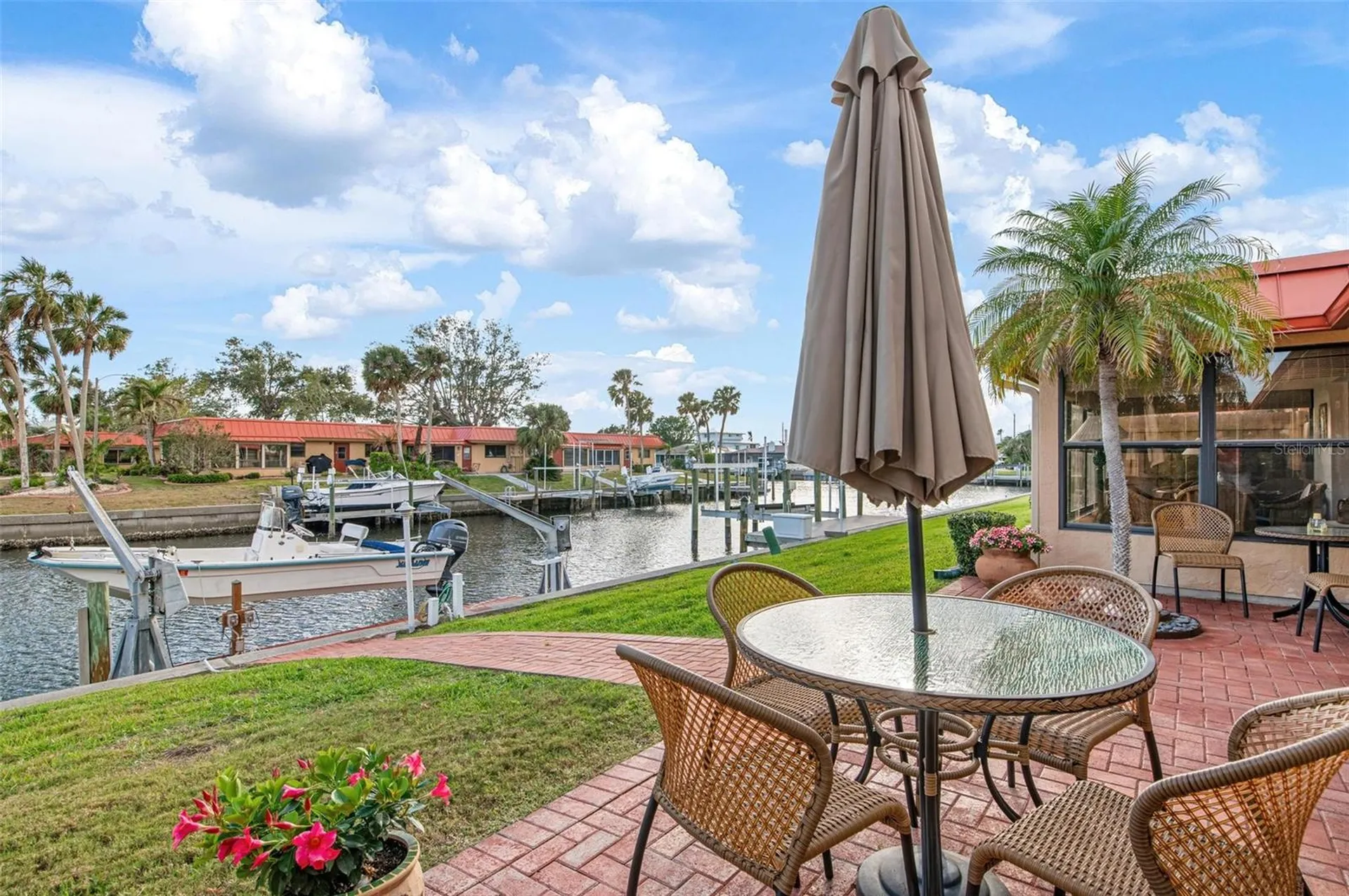 9527 Azure Cove Bradenton FL 34210