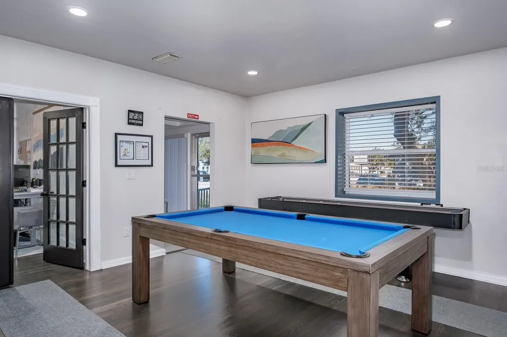3848 Central Avenue St Petersburg FL 33711