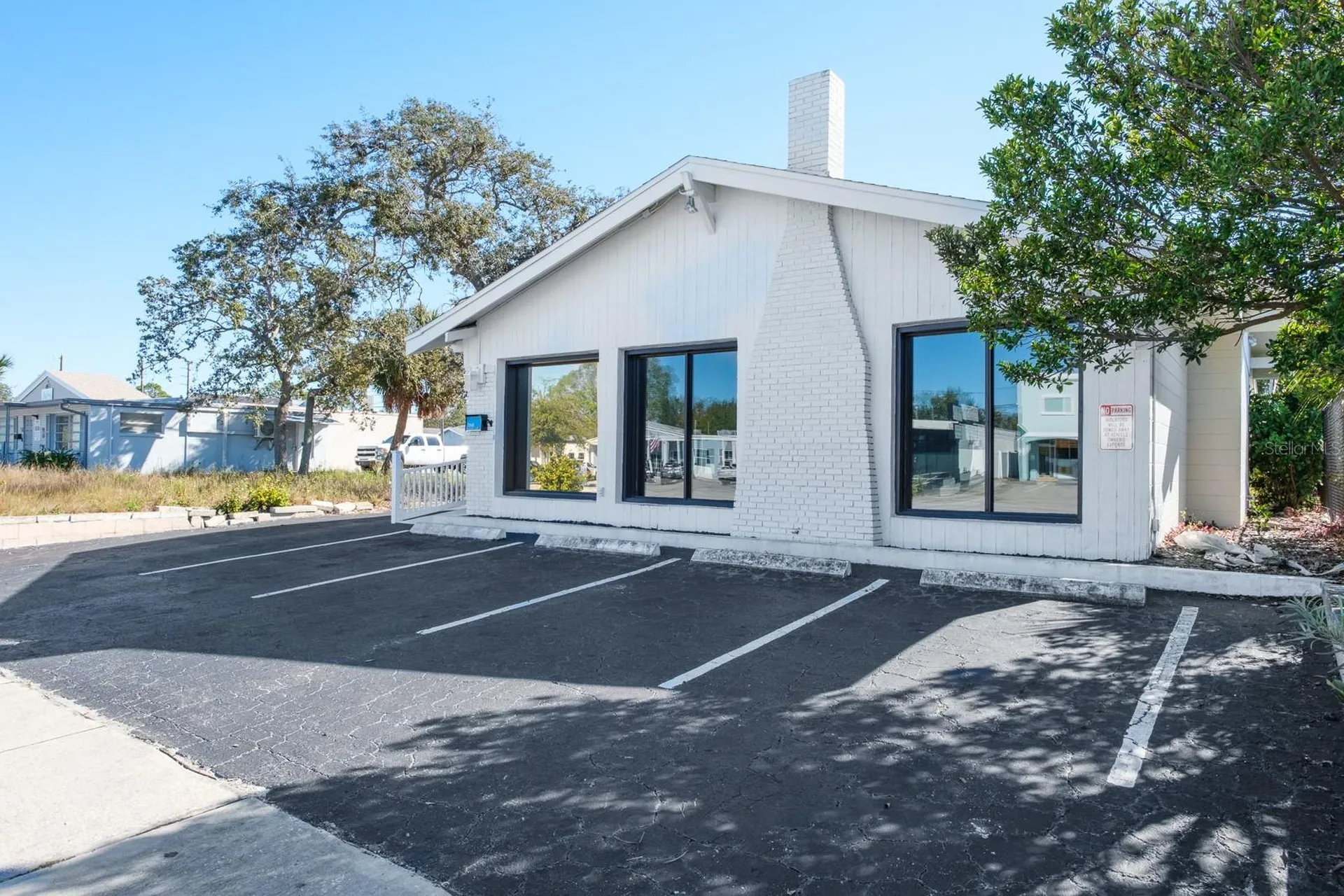 3848 Central Avenue St Petersburg FL 33711