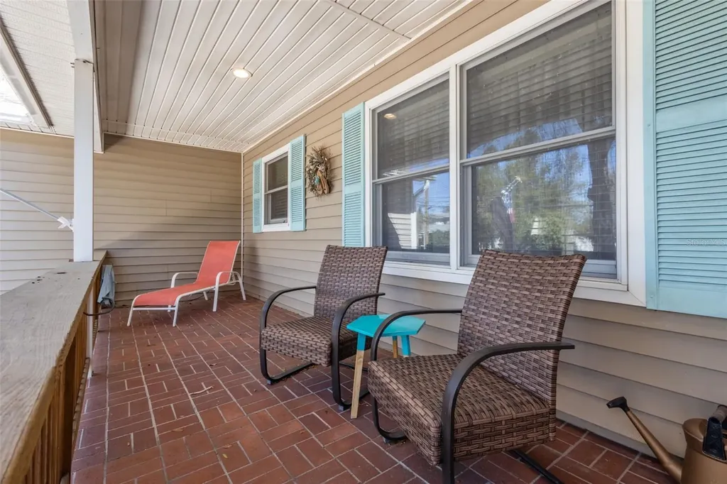 275 S Highland Avenue Tarpon Springs FL 34689