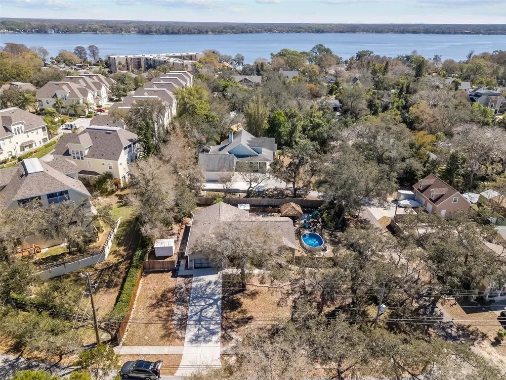 275 S Highland Avenue Tarpon Springs FL 34689