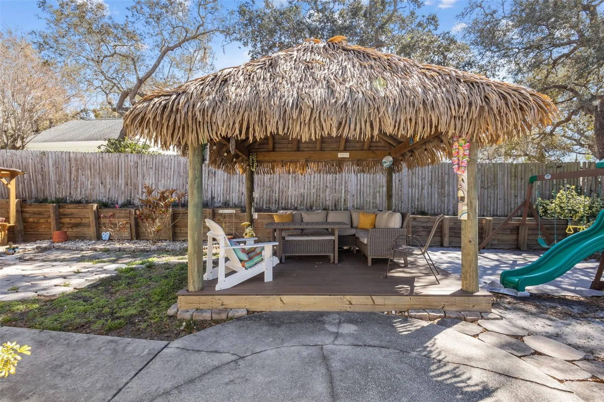 275 S Highland Avenue Tarpon Springs FL 34689