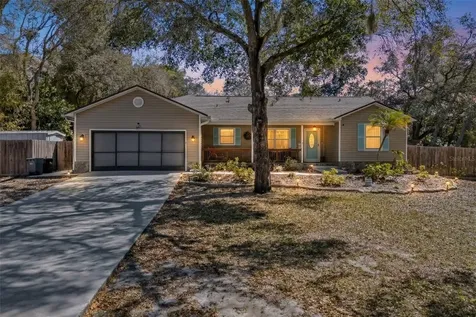 275 S Highland Avenue Tarpon Springs FL 34689