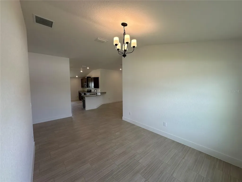 12606 NE 48th Street Oxford FL 34484