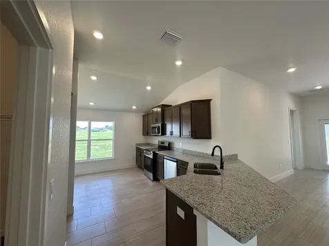 12606 NE 48th Street Oxford FL 34484