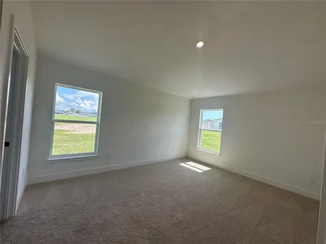 12606 NE 48th Street Oxford FL 34484