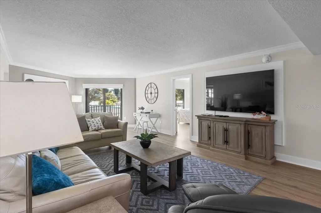 6326 Midnight Pass Road Sarasota FL 34242