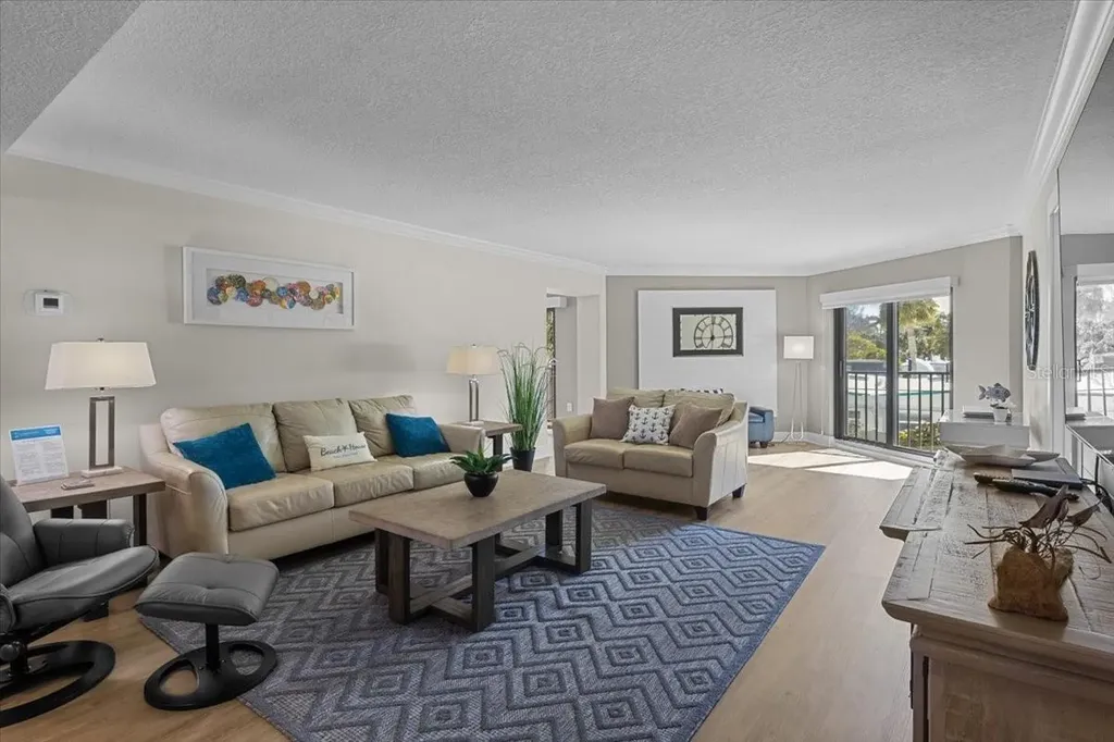 6326 Midnight Pass Road Sarasota FL 34242