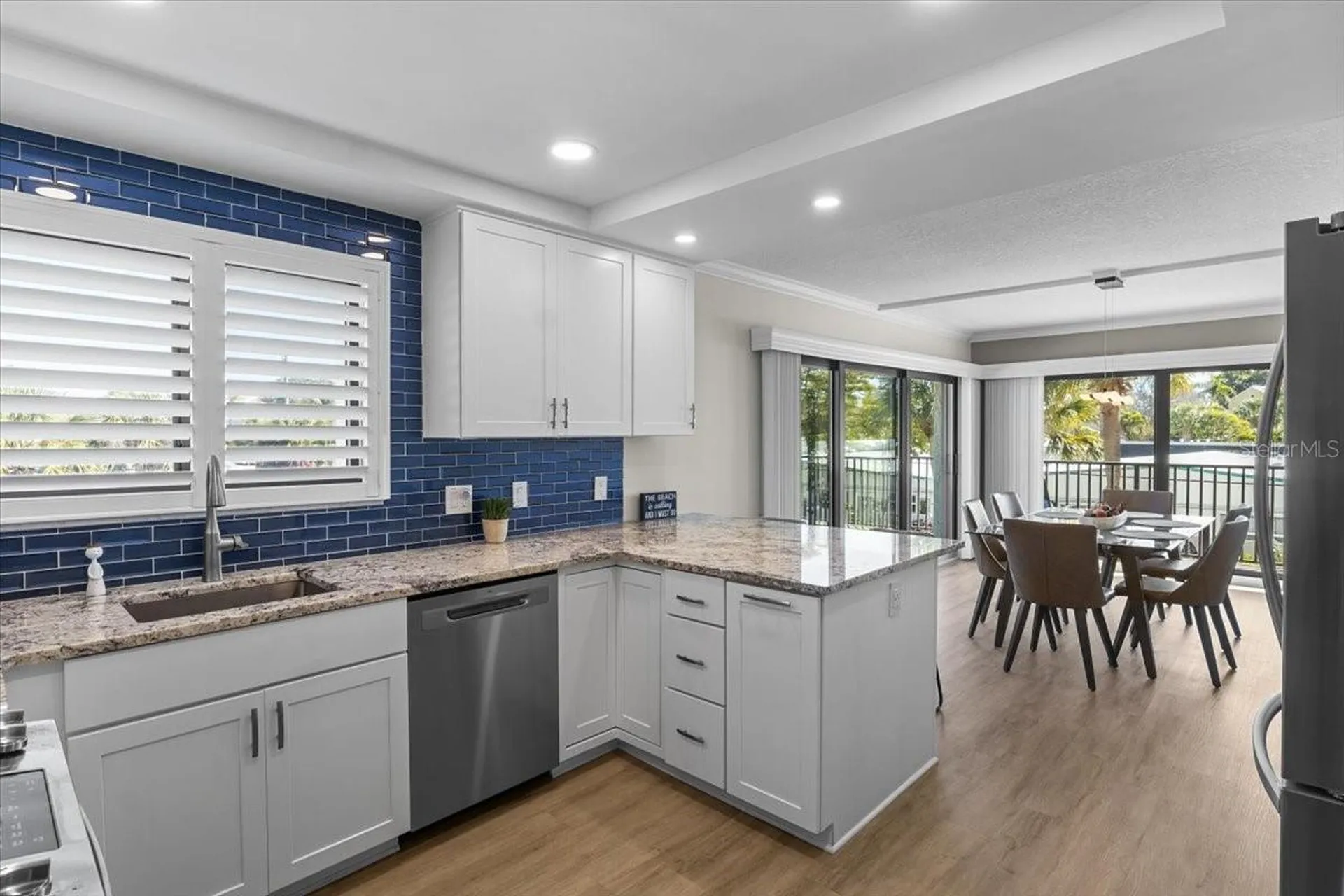 6326 Midnight Pass Road Sarasota FL 34242