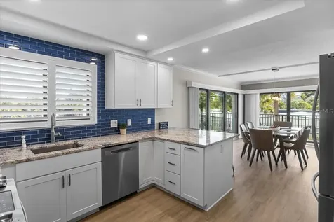 6326 Midnight Pass Road Sarasota FL 34242