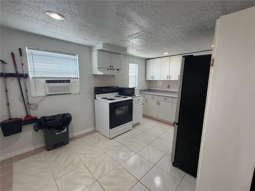 1919 W North A Street Tampa FL 33606