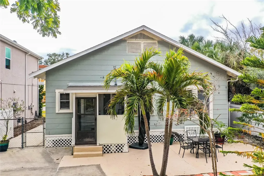 1919 W North A Street Tampa FL 33606