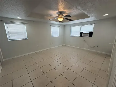 1919 W North A Street Tampa FL 33606
