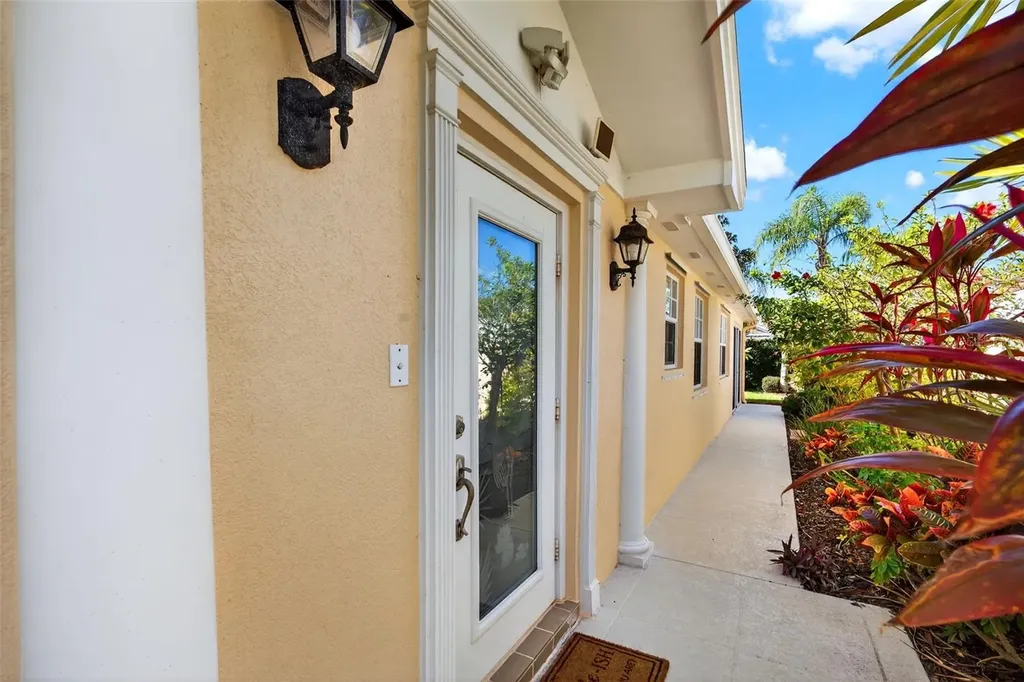 7526 Quinto Drive Sarasota FL 34238