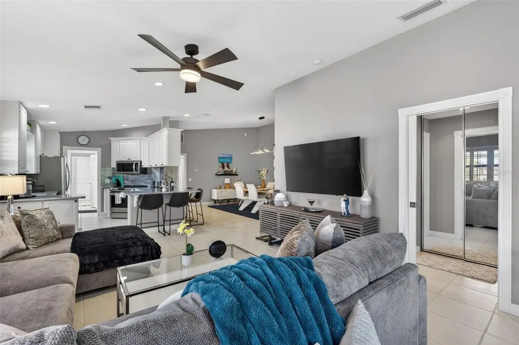 7526 Quinto Drive Sarasota FL 34238