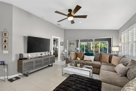 7526 Quinto Drive Sarasota FL 34238