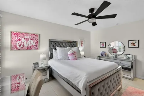 7526 Quinto Drive Sarasota FL 34238