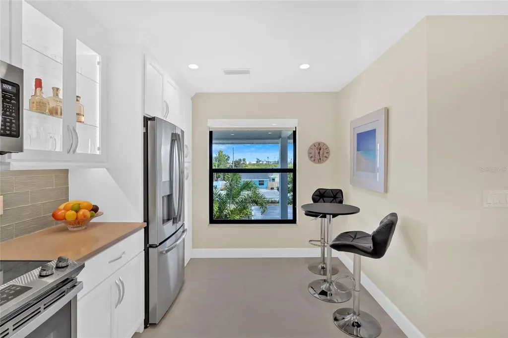 9226 Midnight Pass Road Sarasota FL 34242