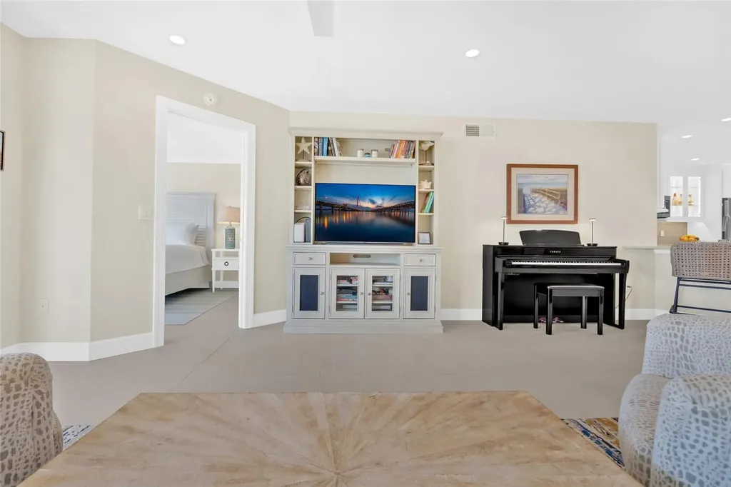 9226 Midnight Pass Road Sarasota FL 34242