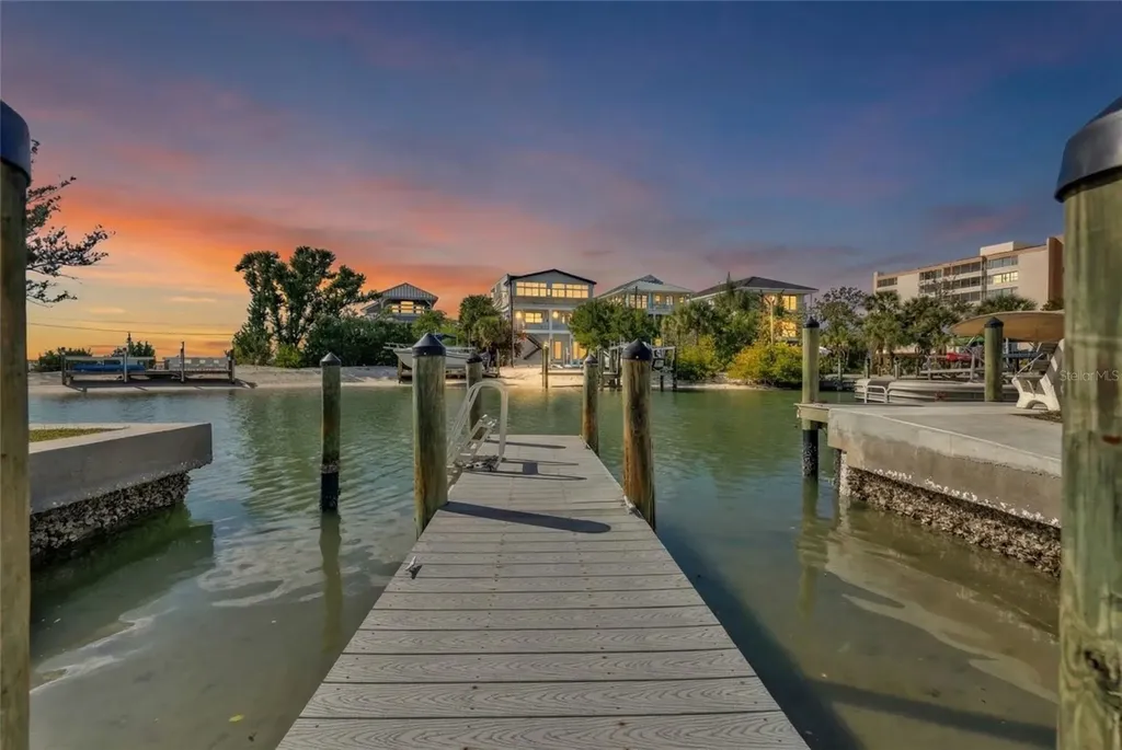 9226 Midnight Pass Road Sarasota FL 34242