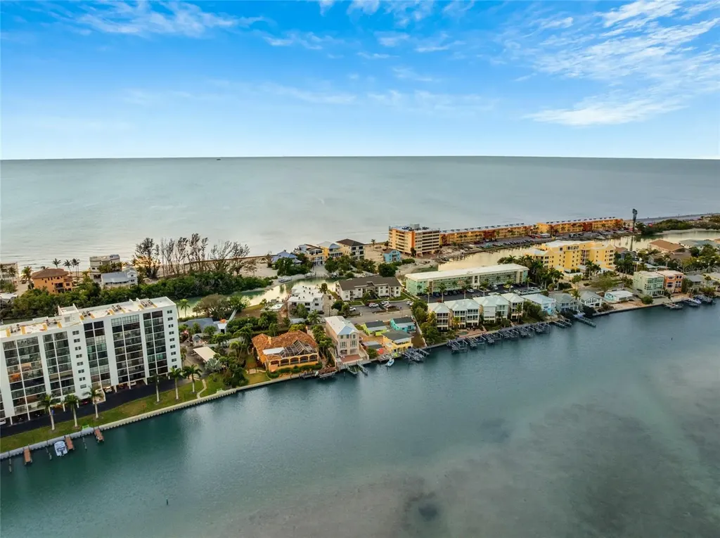 9226 Midnight Pass Road Sarasota FL 34242