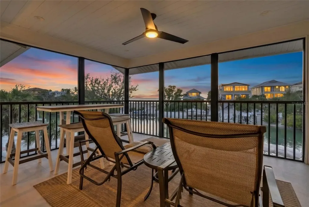 9226 Midnight Pass Road Sarasota FL 34242