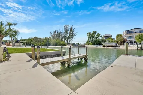 9226 Midnight Pass Road Sarasota FL 34242