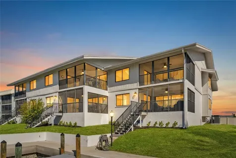 9226 Midnight Pass Road Sarasota FL 34242