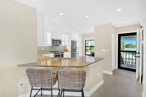 9226 Midnight Pass Road Sarasota FL 34242