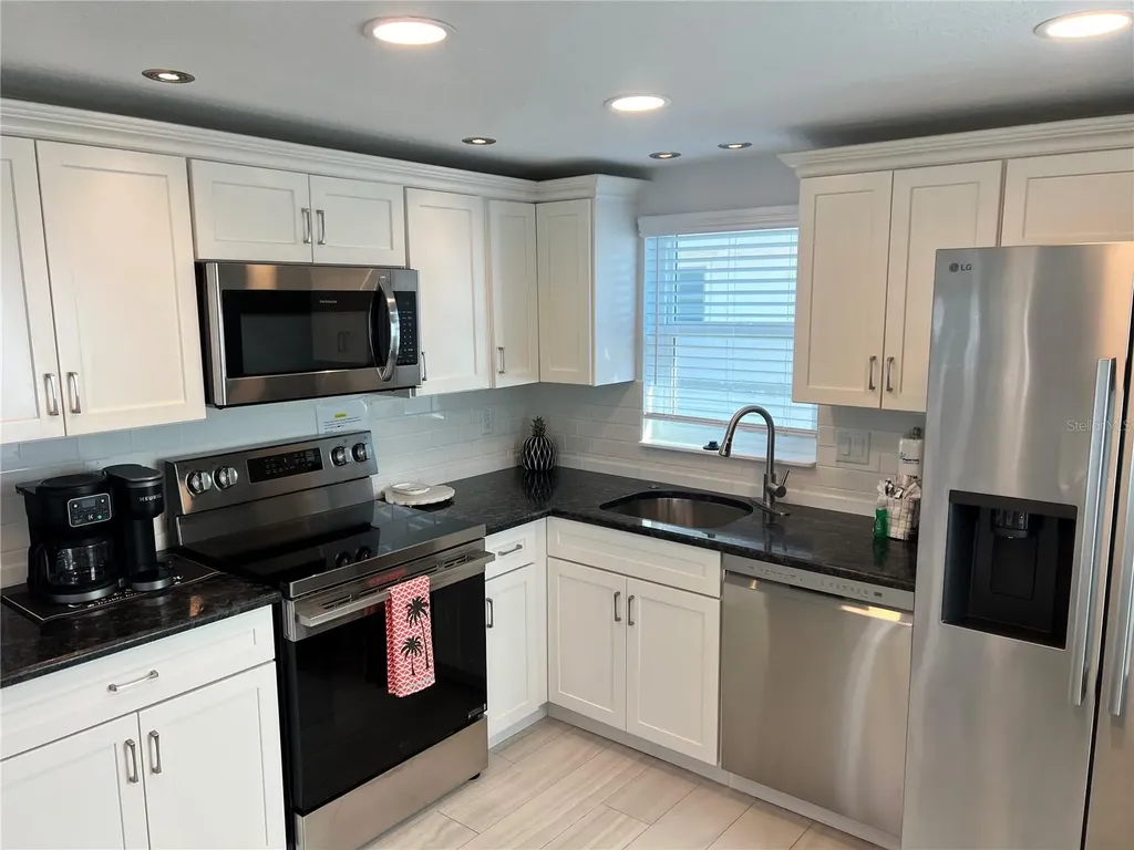 6154 Midnight Pass Road Sarasota FL 34242