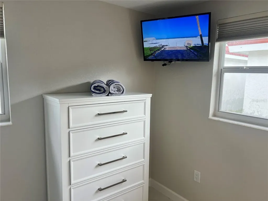 6154 Midnight Pass Road Sarasota FL 34242