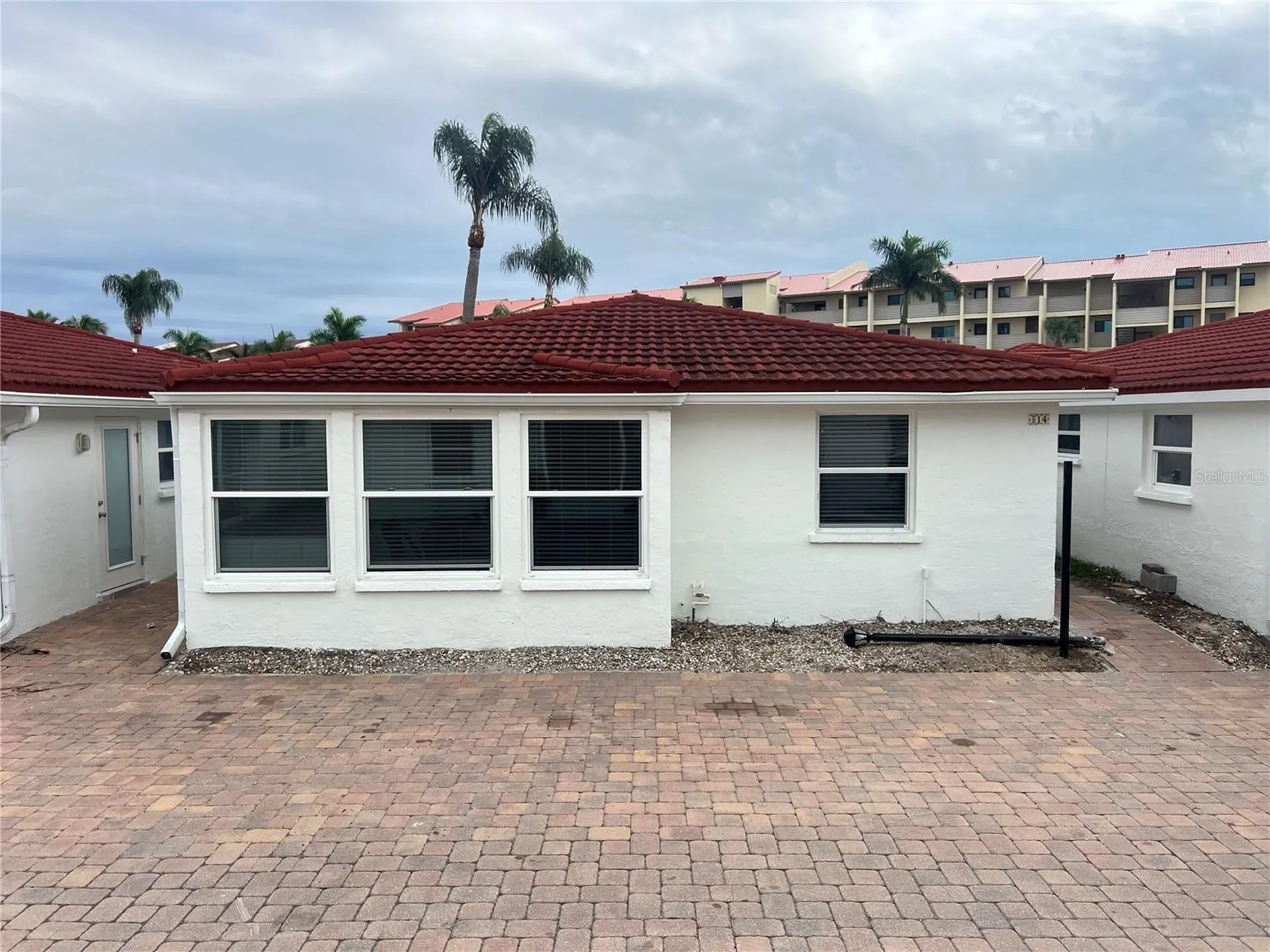 6154 Midnight Pass Road Sarasota FL 34242