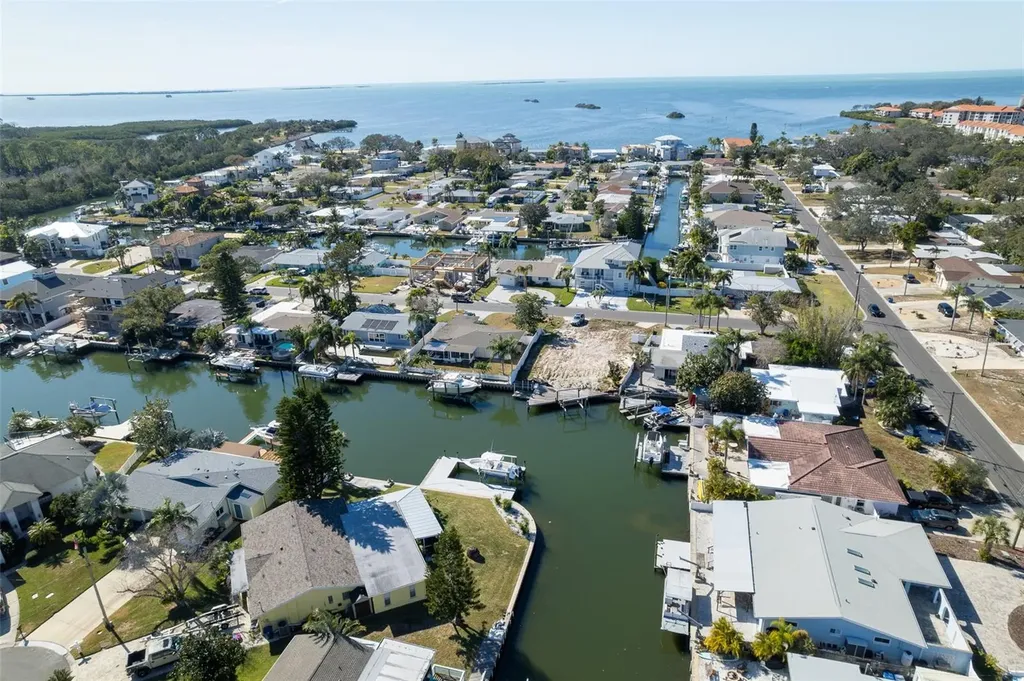 303 Morningside Drive Palm Harbor FL 34683
