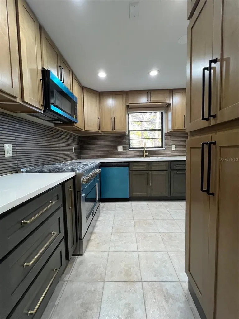 5970 80th Street N St Petersburg FL 33709