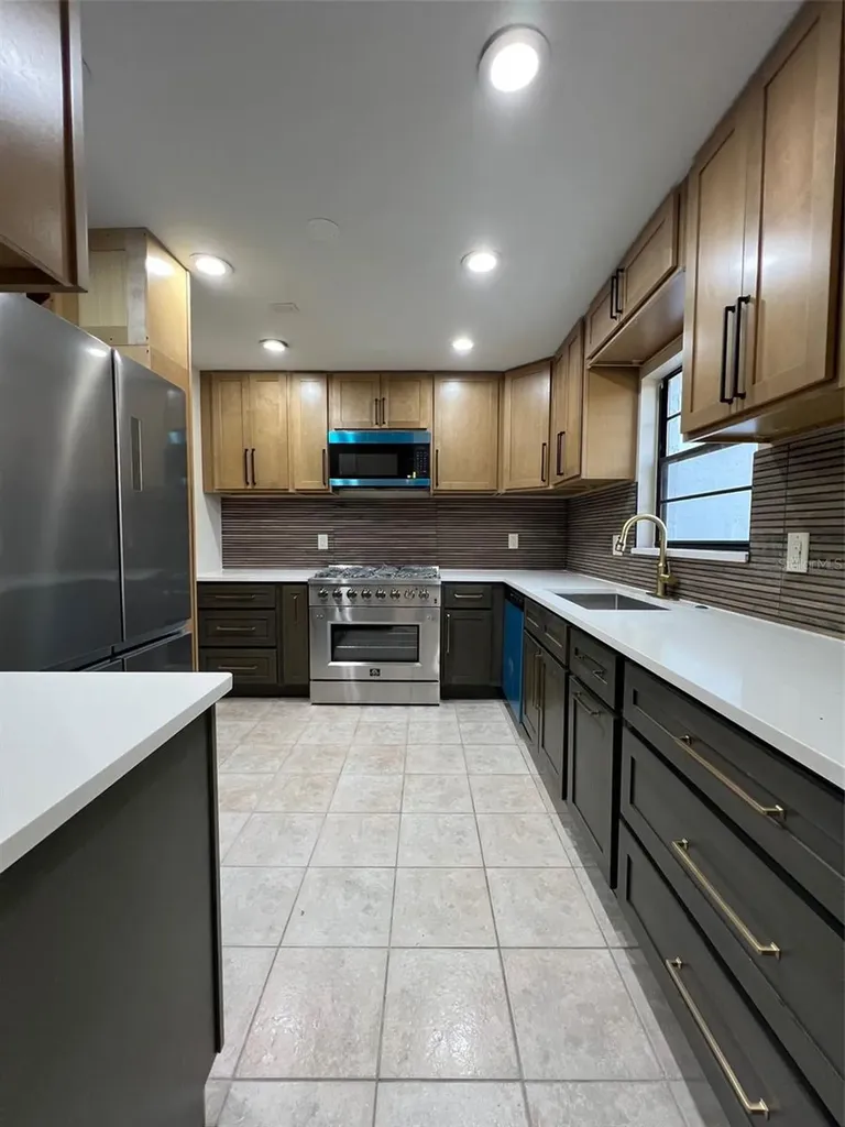 5970 80th Street N St Petersburg FL 33709