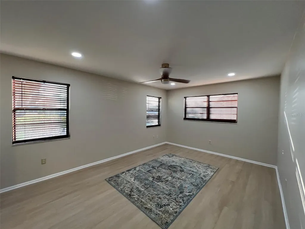 5970 80th Street N St Petersburg FL 33709