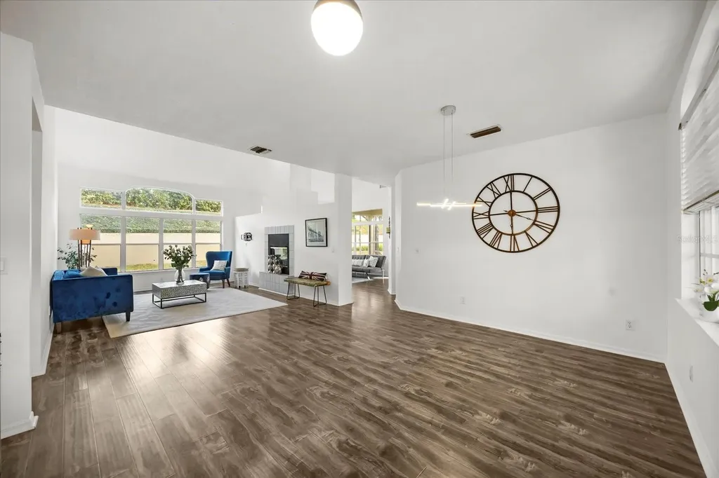 220 Wimbledon Circle Lake Mary FL 32746