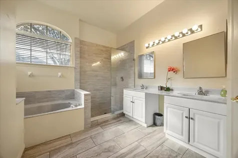 220 Wimbledon Circle Lake Mary FL 32746