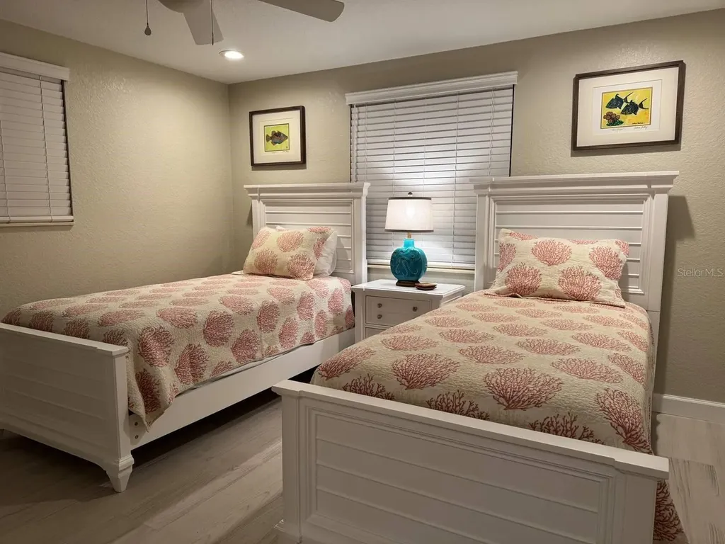 6154 Midnight Pass Road Sarasota FL 34242