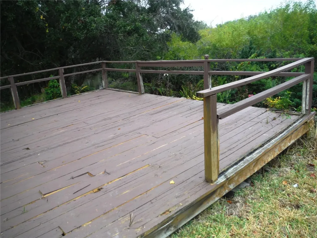 90 Sugar Bear Drive Safety Harbor FL 34695