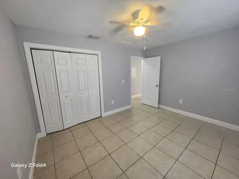 5718 N Lincoln Avenue Tampa FL 33614