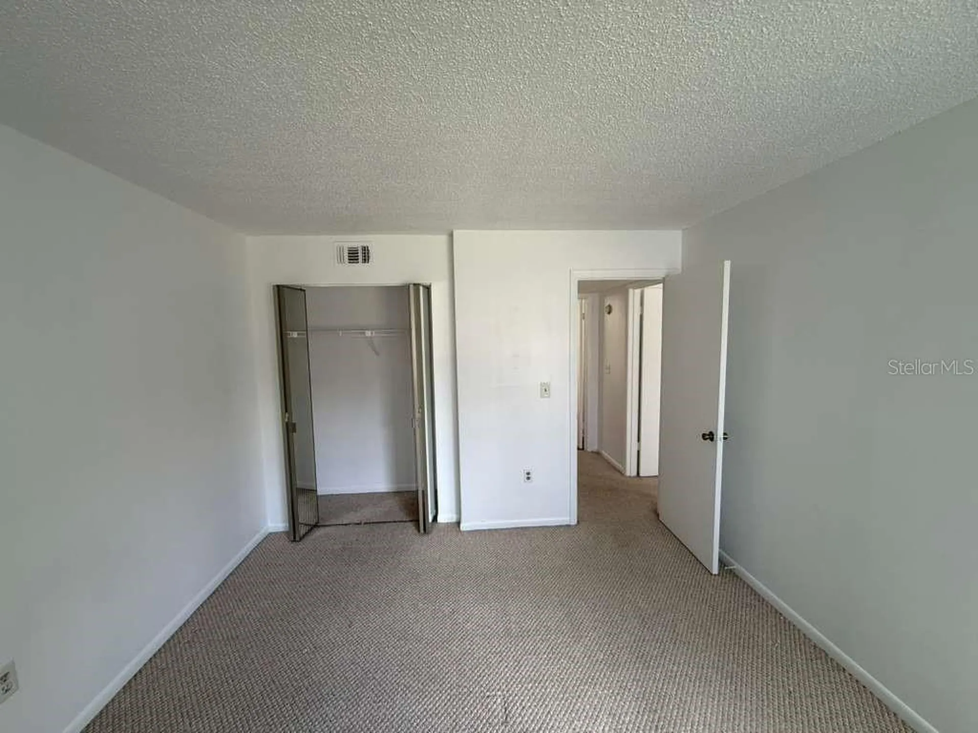 5333 Vineland Road Orlando FL 32811