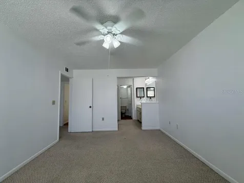 5333 Vineland Road Orlando FL 32811