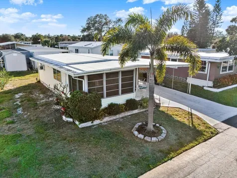 7880 54th Avenue N St Petersburg FL 33709