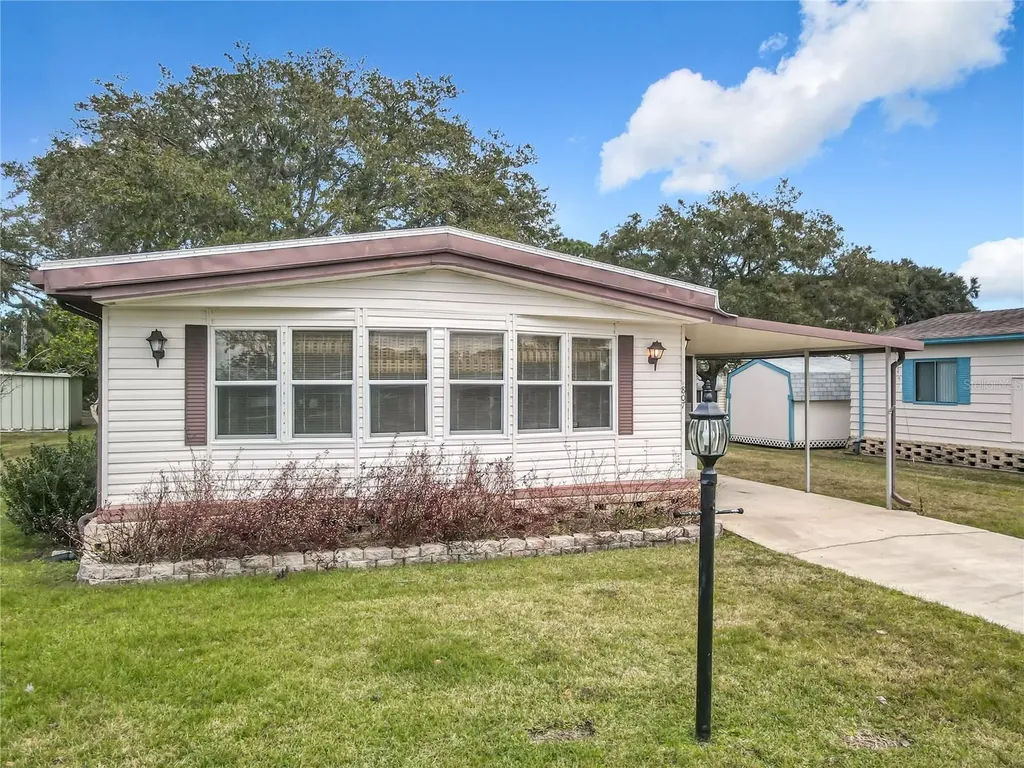 807 Swallow Lane Osteen FL 32764
